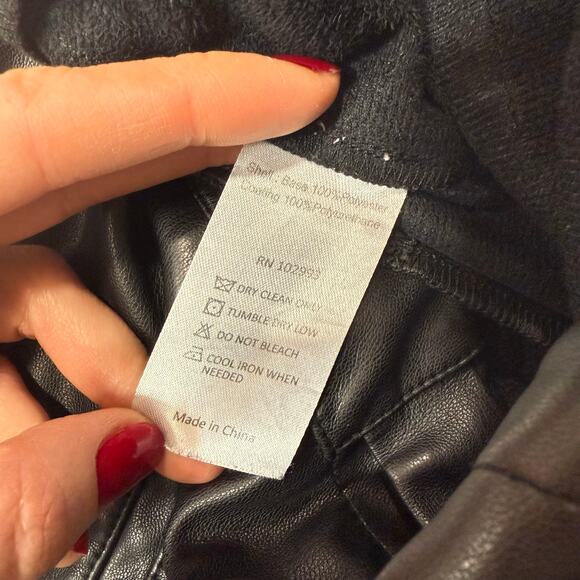 Ronny Kobo Wide Leg Cargo Pants faux leather black  size 10 - Picture 3 of 10